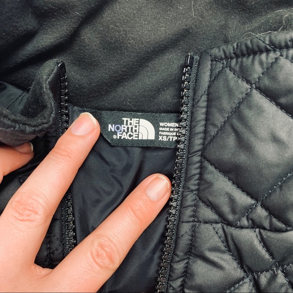 Like New North Face Jacket - Picture 3 of 4